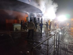 Mal di Rangkasbitung Terbakar, Diduga Akibat Korsleting Listrik