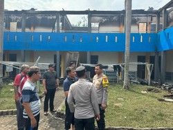 Gedung Asrama di SMA 3 Kayu Agung Ludes Terbakar Diduga Korsleting Listrik