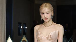 7 Gaya Rose BLACKPINK di Acara Tiffany & Co., Pakai Perhiasan Rp 1,3 Miliar