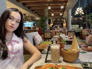 Serunya Kulineran Sherry Jolieca, Teman Dekat Kris Hatta Serunya Kulineran Sherry Jolieca, Teman Dekat Kris Hatta