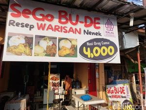 Murah Banget! Di Warung Cirebon Ini Ada Paket Nasi Rp 4 Ribu Murah Banget! Di Warung Cirebon Ini Ada Paket Nasi Rp 4 Ribu