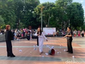 Hari Anti Bullying Sedunia, Mahasiswa Surabaya Ajak Stop Perundungan Hari Anti Bullying Sedunia, Mahasiswa Surabaya Ajak Stop Perundungan