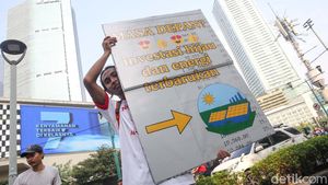 Aksi Massa Desak Perbankan Hentikan Dukungan Energi Kotor