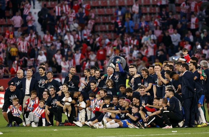 Kemenangan atas Barcelona berarti luar biasa untuk Girona. Hasil yang mengantarkan tim Catalan itu menembus Liga Champions untuk pertama kalinya. Selamat!