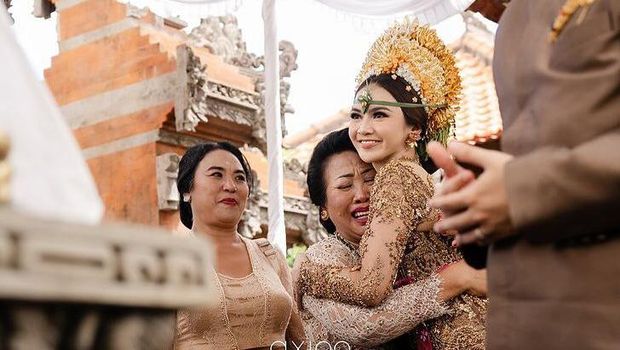 Potret Mahalini dan Rizky Febian Gelar Upacara Adat Bali Jelang Pernikahan