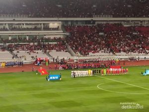 Euforia Menonton Timnas Indonesia Berlaga di GBK