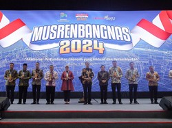 Bappenas Serahkan Penghargaan Pembangunan Daerah untuk Pemda