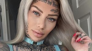 Foto Pemilik Tato Terbanyak Menyesal Bikin Tato Nama Mantan di Area Intim
