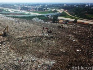 Foto Udara TPA Burangkeng yang Overload Foto Udara TPA Burangkeng yang Overload