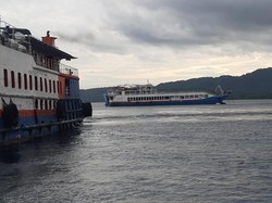 Hendak Berlayar ke Ketapang, KMP Samudra Utama Kandas di Selat Bali