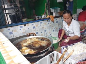 Jatuh Bangun Aminah Bangun Usaha Pempek Seribuan, Kini Jadi Agen Besar