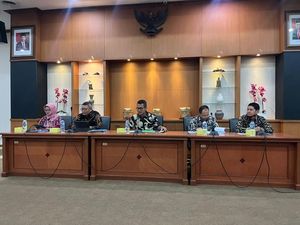Terungkap! Begini Modus Oknum Pegawai Kemenperin Tawarkan Proyek Bodong Terungkap! Begini Modus Oknum Pegawai Kemenperin Tawarkan Proyek Bodong