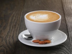 Tips Bikin Kopi Susu Almond yang Creamy Tak Menggumpal