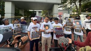 Massa Gelar Aksi Protes Sengketa Merek di MA