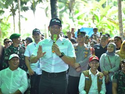 AHY Tinjau Lahan Relokasi Korban Erupsi Gunung Ruang, Pastikan Clear