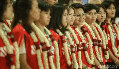 Sambutan Meriah Tim Thomas dan Uber Indonesia di Tanah Air