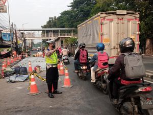 Catat! Lalin di Jakarta yang Macet Akibat Proyek Perbaikan Jalan