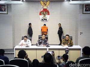 Kata KPK soal Nama Ayah Gus Muhdlor Disebut di Dakwaan Gazalba Saleh Kata KPK soal Nama Ayah Gus Muhdlor Disebut di Dakwaan Gazalba Saleh