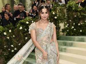 Alia Bhatt Hapus Semua Foto Anak di IG, Takut karena Insiden Saif Alif Khan? Alia Bhatt Hapus Semua Foto Anak di IG, Takut karena Insiden Saif Alif Khan?