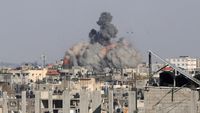 Hamas Setujui Gencatan Senjata, Israel Tetap Gempur Rafah