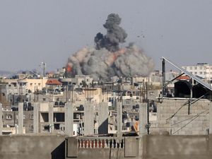 ICJ Perintahkan Setop Serangan Direspons Israel dengan Bombardir Rafah