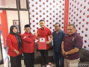 Hengky Kurniawan Buka-bukaan Alasan Nyalon Bupati Blitar Hengky Kurniawan Buka-bukaan Alasan Nyalon Bupati Blitar