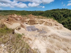 Ancaman Pencemaran Sumber Air di Balik Sampah Ilegal Gunungkidul