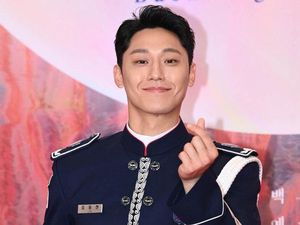 Video: Lee Do Hyun Resmi Selesaikan Wajib Militer