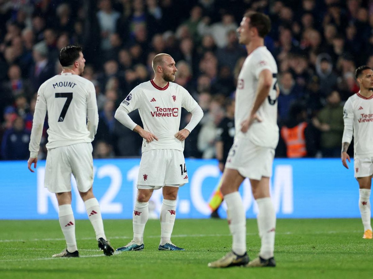 Ekspresi pemain MU usai dikalahkan Crystal Palace 0-4 di Liga Inggris. (Foto: REUTERS/Isabel Infantes)