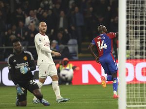 Tak Sepatutnya MU Seburuk Ini