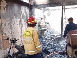 Gudang Kasur di Sukabumi Dilalap Si Jago Merah!