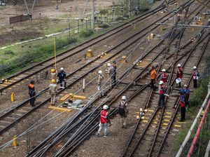 Targetkan 10.000 Km Jalur Kereta, Kemenhub Beri Karpet Merah buat Investor Targetkan 10.000 Km Jalur Kereta, Kemenhub Beri Karpet Merah buat Investor