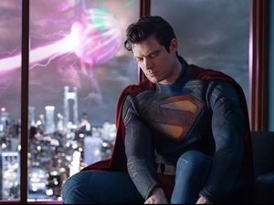 Video: Apa yang Ada di Benak David Corenswet Pertama Kali Pakai Jubah Superman? Video: Apa yang Ada di Benak David Corenswet Pertama Kali Pakai Jubah Superman?
