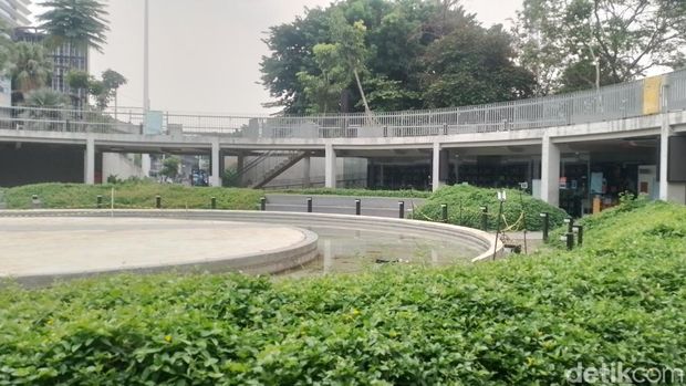 Taman Literasi Martha Christina Tiahahu Blok M, Jaksel