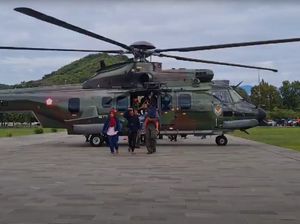 Sudah 5 Hari Terisolasi, Puluhan Warga di Luwu Dievakuasi TNI Pakai Helikopter