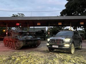 Kenapa Mobil China Termahal di Indonesia Ini Dinamakan Tank? Kenapa Mobil China Termahal di Indonesia Ini Dinamakan Tank?