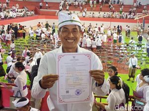 Jadi Honorer Selama 21 Tahun, Guru di Karangasem Akhirnya Diangkat PPPK Jadi Honorer Selama 21 Tahun, Guru di Karangasem Akhirnya Diangkat PPPK