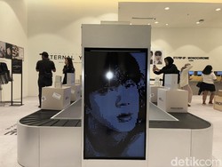 Siapin Duit! Ini 20 Harga Eksklusif Merchandise BTS POP-UP: MONOCHROME