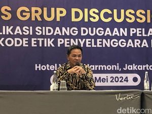 Anggota KPU Bandar Lampung Dipecat gegara Janjikan Dongkrak Suara Caleg Anggota KPU Bandar Lampung Dipecat gegara Janjikan Dongkrak Suara Caleg