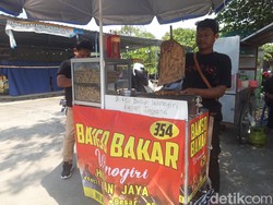 Kegigihan Bakul Bakso Bakar Boyolali Nabung 12 Tahun Akhirnya Berangkat Haji
