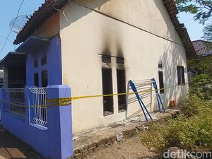 Kronologi Aksi Bar-bar Ikin Bakar Rumah dan Mobil Eks Istri Kronologi Aksi Bar-bar Ikin Bakar Rumah dan Mobil Eks Istri