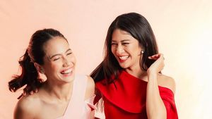 Nggak Ada Obat! Cantiknya Pevita Pearce dan Dian Sastro Foto Bareng