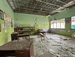 Kondisi Memprihatinkan Gedung SDN 58 Parepare: Atap Bocor-Plafon Ambruk