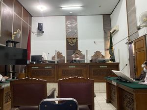 Hakim Tolak Praperadilan Eks Karutan KPK, Status Tersangka Tetap Sah