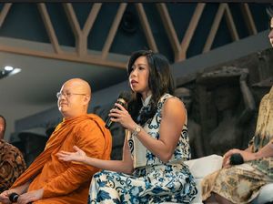 Suarakan Perdamaian Dunia pada Perayaan Waisak di Candi Borobudur Suarakan Perdamaian Dunia pada Perayaan Waisak di Candi Borobudur