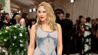 Foto: Deretan Tren Naked Dress Dominasi Karpet Merah MET Gala 2024
