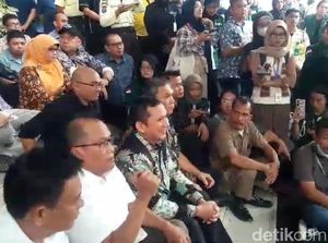 Mahasiswa USU Unjuk Rasa gegara UKT Mahal, Begini Kata Wakil Rektor Mahasiswa USU Unjuk Rasa gegara UKT Mahal, Begini Kata Wakil Rektor