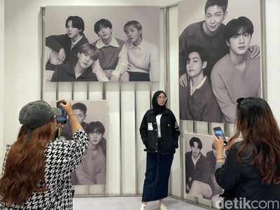 ARMY.. Jangan Lupa Wefie di BTS: POP-UP MONOCHROME!