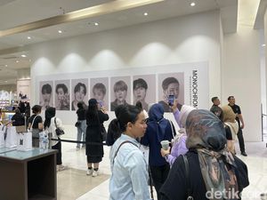 Keseruan Hari Pertama Pembukaan BTS POP-UP: MONOCHROME IN JAKARTA di Gancit