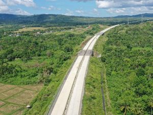 Jalan Tol Trans Sumatera Sudah Dibangun 800 Km